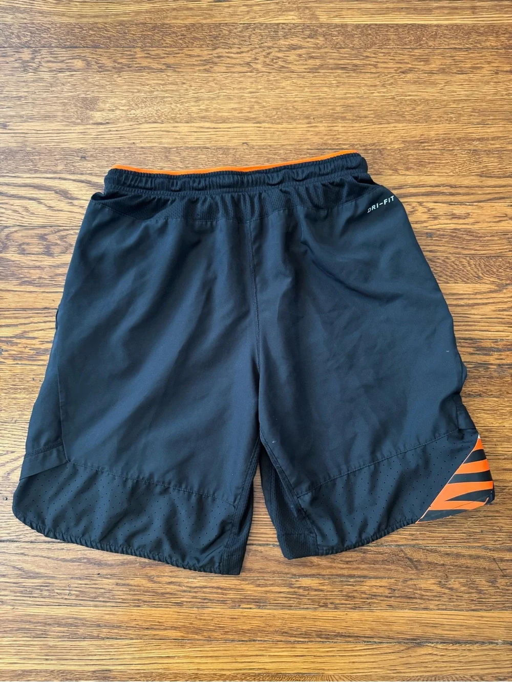 CINCINNATI BENGALS (NFL) NIKE Black and Orange Athletic DRI-FIT Shorts